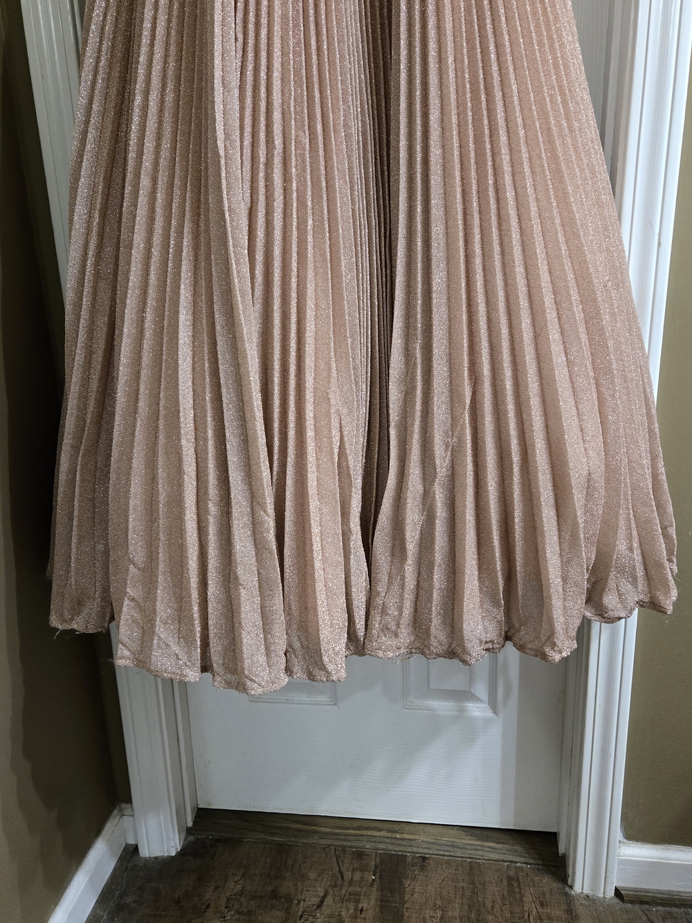 Ieena For Mac Duggal Gold Shimmer Formal Gown Size 4 - Picture 6 of 12